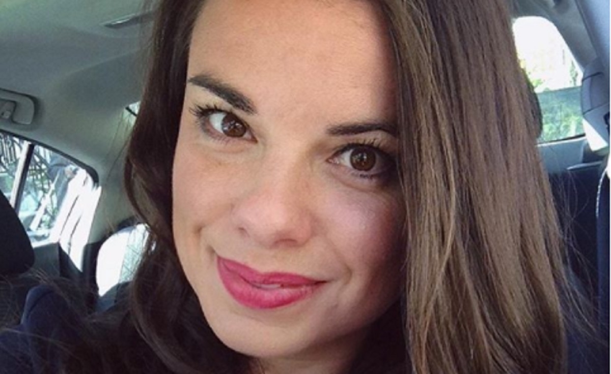 Mirianne Brl partage une trs grande annonce ! 