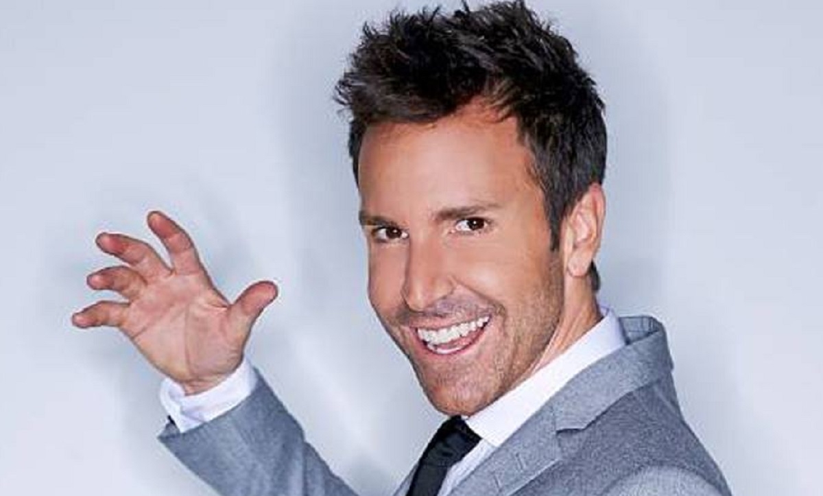 ric Salvail reoit une excellente nouvelle ! 