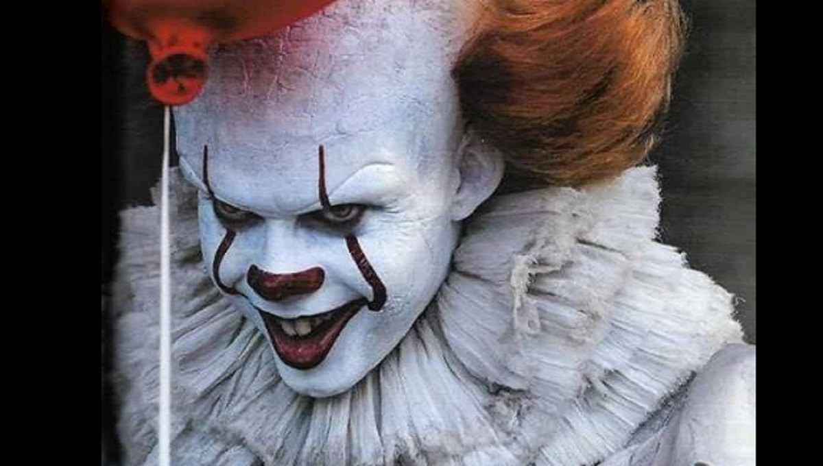 Voici l'acteur craquant qui interprte le clown dans IT