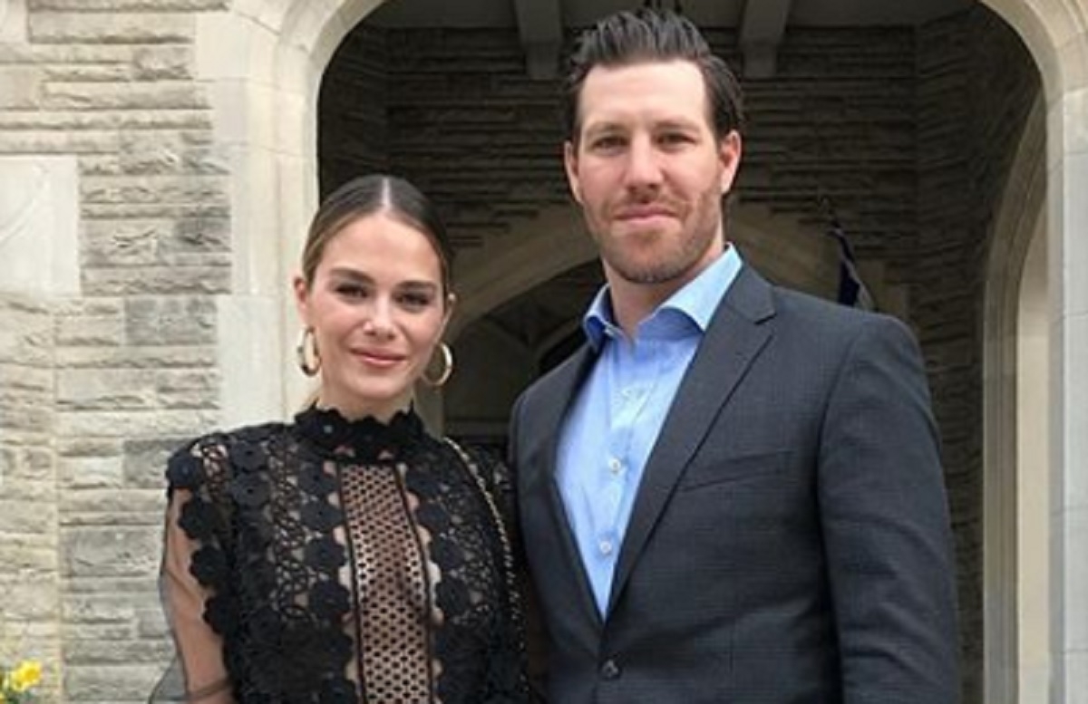 Pour l'anniversaire de Maripier Morin, Brandon Prust partage un message hilarant...